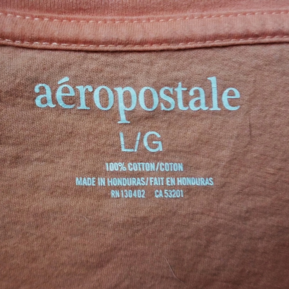 2 Aeropostale v-neck tees - Picture 5 of 5
